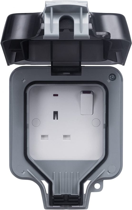 BG Electrical WP21-01 Single Weatherproof Outdoor Switched Power Socket, IP66 Rated, 13 Amp , Grey - Image 2