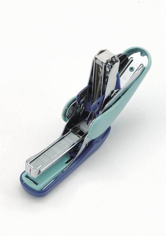 PLUS Japan, Flat Clinch Power Assist Stapler Mini in Red, 1 Piece Pack (1x 1 Flat Clinch) - Image 4