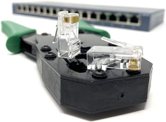 Mr. Tronic 100 RJ45 Ethernet Connectors | 8P8C Crimp Modular Plugs | High-Speed LAN Gigabit Internet Connection | Ideal for Game Consoles, PC, Router, Modem, Switch, TV (100-Piece Pack, CAT6 STP) - Image 2