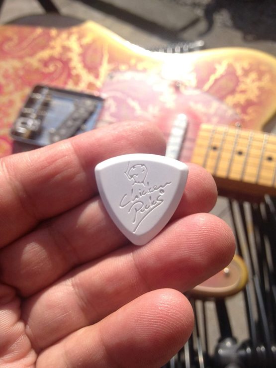 2 x ChickenPicks guitar picks BERMUDA III 2.7mm - Image 2
