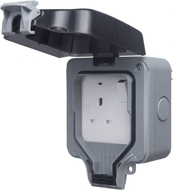BG Electrical WP21-01 Single Weatherproof Outdoor Switched Power Socket, IP66 Rated, 13 Amp , Grey