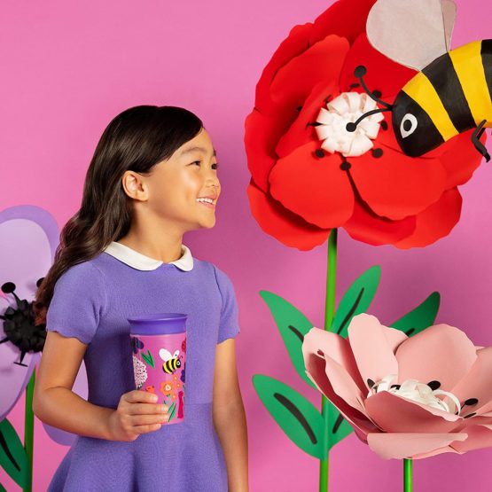 Munchkin Miracle 360 WildLove Sippy Cup, 9 oz / 266 ml, 2 Pack, Bee/Lemur - Image 2