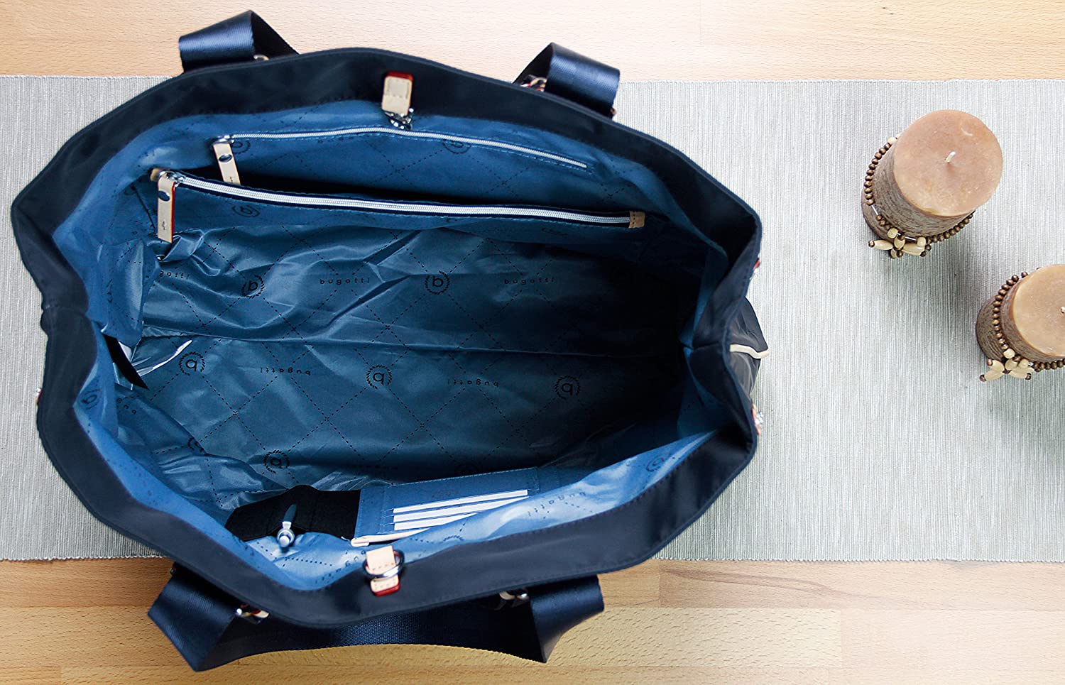 Produktbild von Schultertasche Damen Bugatti Lido Damen Schultertasche Mit RFID-Schutz - Navy Blau, Elegant & Praktisch Bugatti Lido Umhängetasche