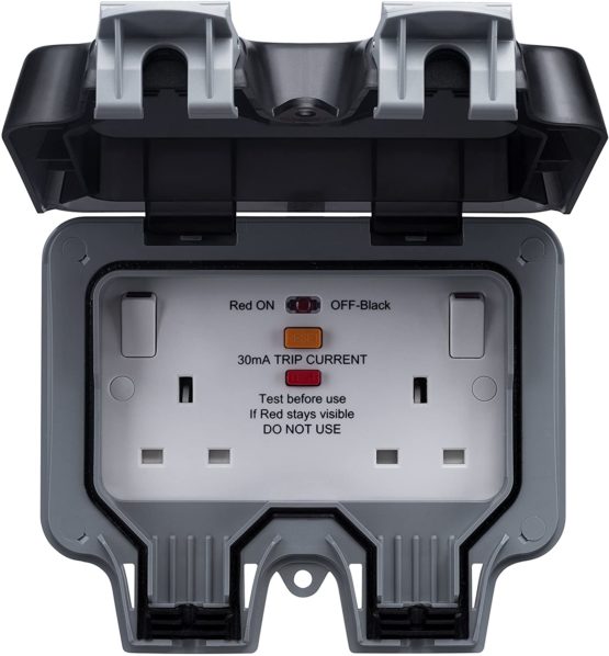 BG Electrical WP22RCD-01 Double Weatherproof Outdoor Switched Power Socket with Latching RCD, IP66 Rated, 13 Amp - Image 2