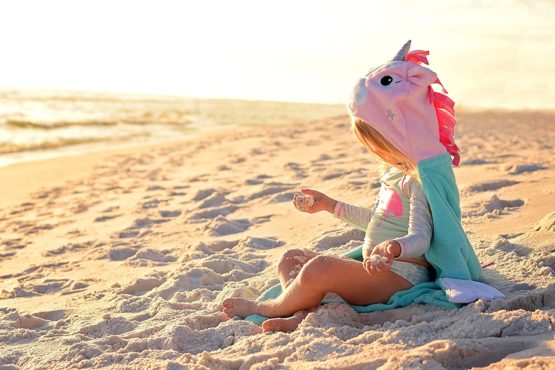 Zoocchini 100 Percent Cotton Kids Hooded Towel, Allie The Unicorn - Image 3