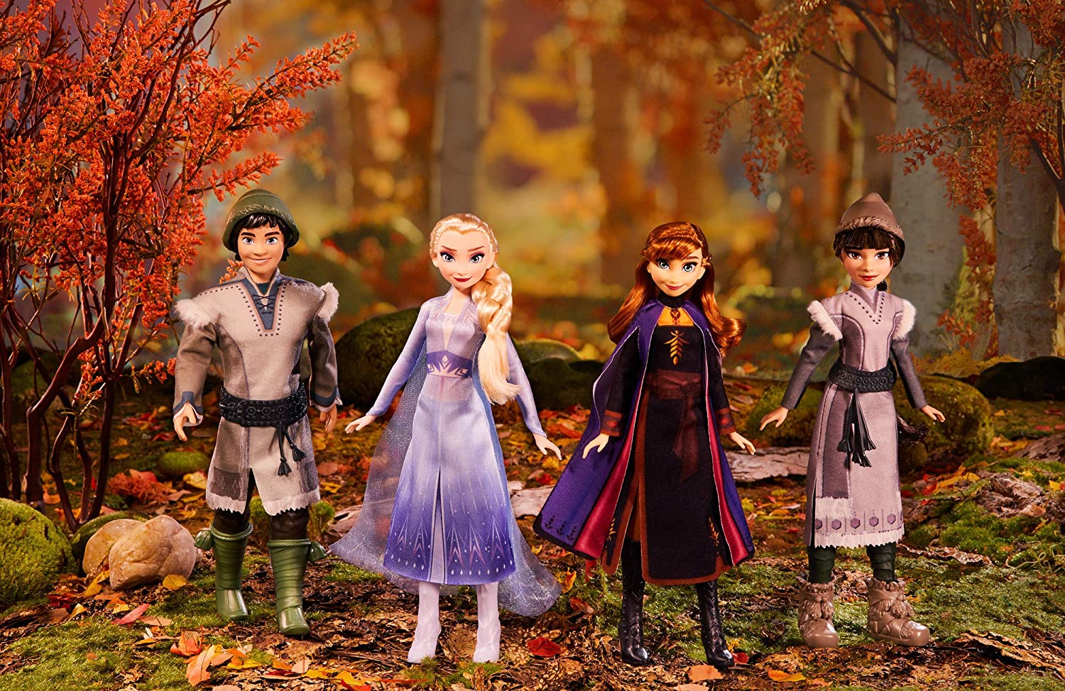 Disney Frozen 2 Forest Expedition Fashion Doll Playset with Anna, Elsa, Ryder & Honeymaren - Walmart Exclusive - Image 3