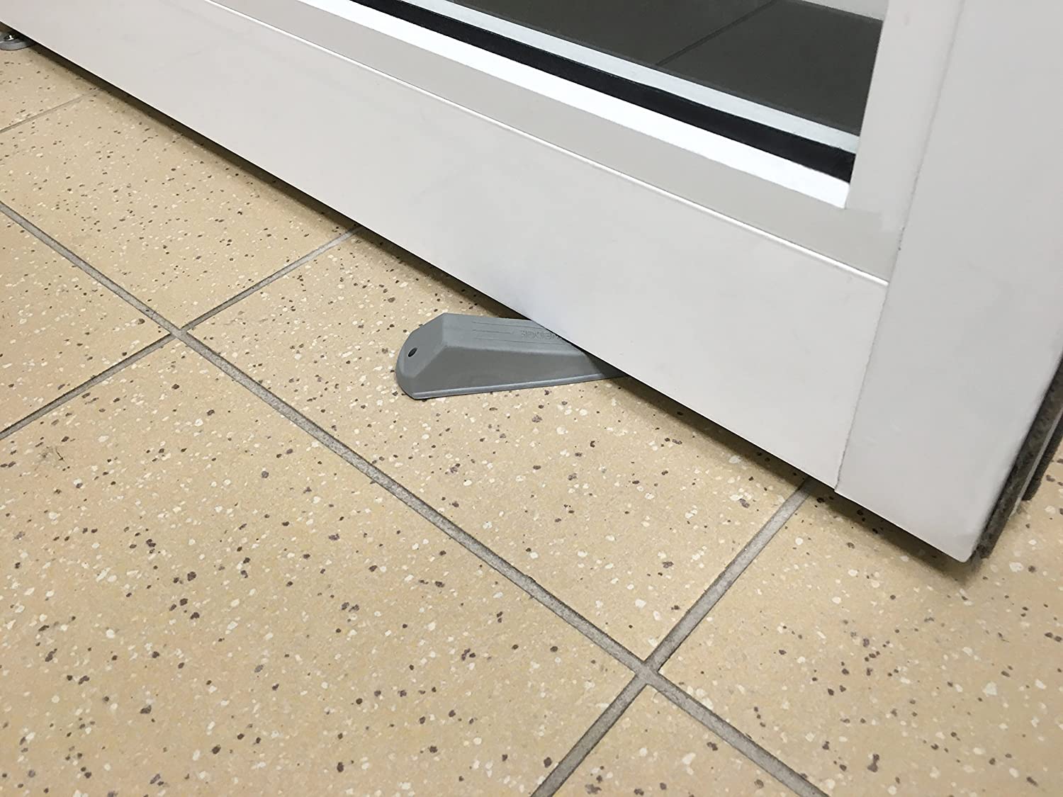 Xfort 5 Pack Heavy Duty Rubber Door Wedge, Non-Slip Door Jammer - Ideal for Homes Offices and Workshops (Grey, Pack of 5) - Image 3