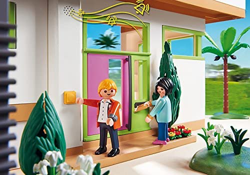 Playmobil 5574 City Life Modern Luxury Mansion - Multi-Coloured - Image 4