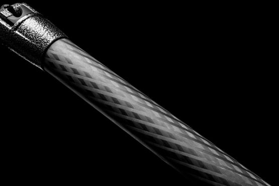 Gitzo GT0545T Traveler Tripod - Super-Compact, Foldable and Incredibly Light, with Short Column Included for Ground Level Shoots, Series 0-4 Sections, Carbon Fibre - Image 4