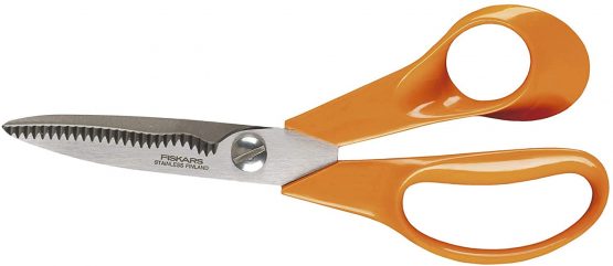 Fiskars Universal Scissors S92, Length: 18 cm, Stainless steel blade/plastic handles, Classic, Orange, 1000555
