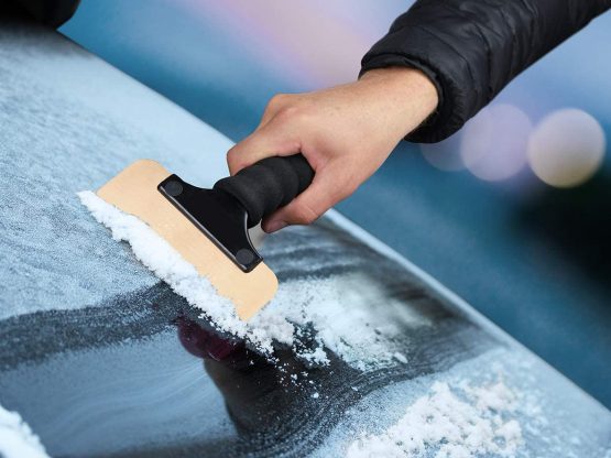 PA APA 37515 Ice Scrape Polar Soft - Image 2