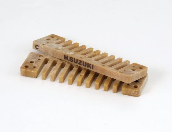 Suzuki Manji (M-20) Diatonic Harmonica in D - Image 4