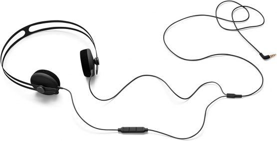 AIAIAI Tracks Headphones – black – one button microphone – lightweight and durable – full spectrum sound – comfortable and secure fit - Image 3