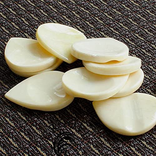 Groove Tones GRV-BUB-1 - Buffalo Bone - Individual Plectrum, Cream, 3.5 mm*32.0 mm*26.5 mm, 32 x 26.5 x 3.5 x 1 millimeter - Image 3