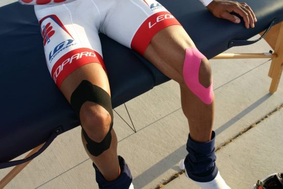 Rocktape Kinesiology Tape Athletes, Water Resistant, Reduce Pain & Injury Recovery, 5cm x 5m, Uncut, BioHazard - Image 3