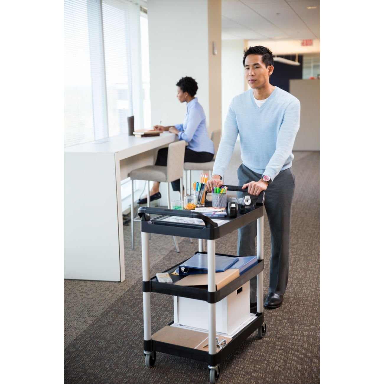 Rubbermaid Commercial Utility Cart 3 Shelve Service Cart - Black, 959(h) x 854(w) x 473(d)mm - Image 4