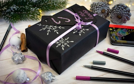 Metallic Premium Felt Tip Pen - STABILO Pen 68 Metallic Box of 10 Rose - Image 4