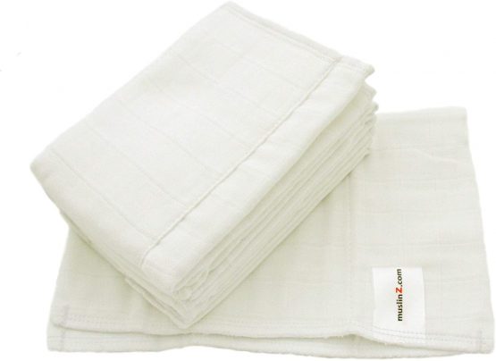MuslinZ 6 pack Size1 Newborn Prefolds Muslin Cloth Nappies White (White)