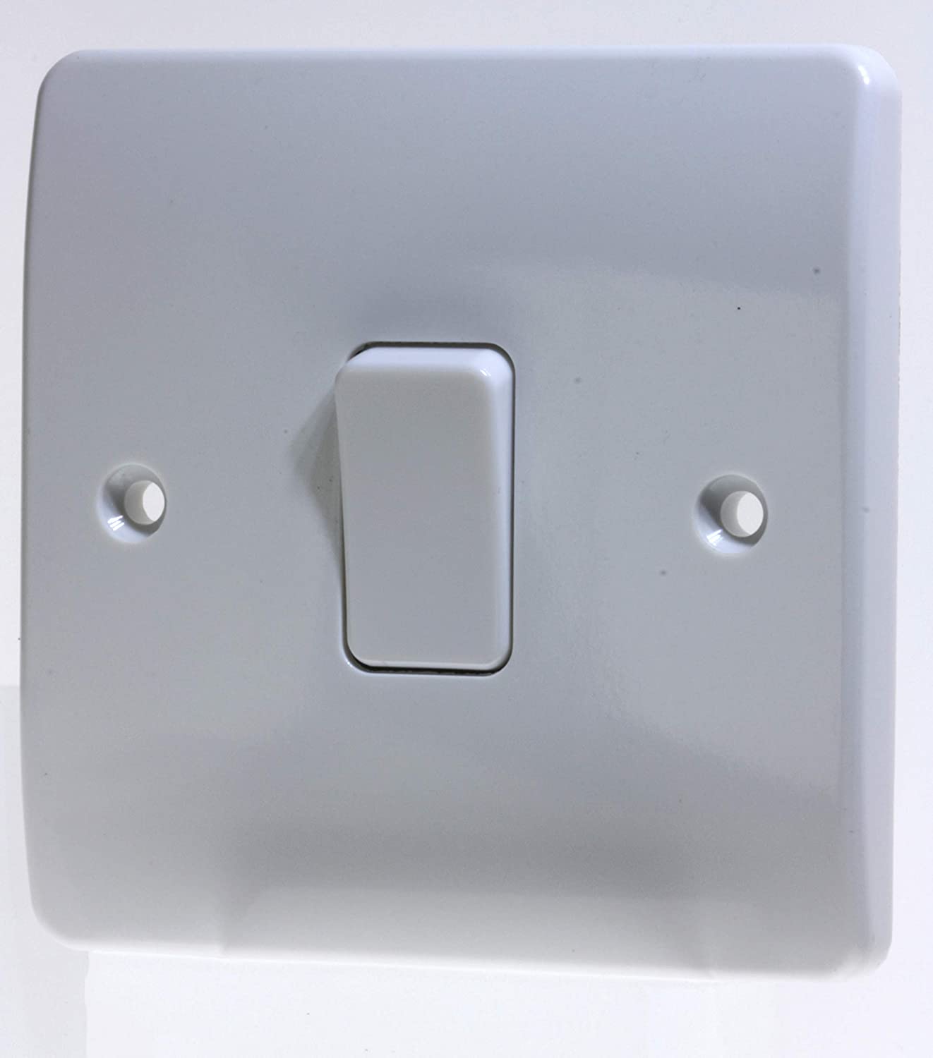Logic Plus 1 Gang 10 AMP SP 1 Way Flush Plateswitch, White, 10A