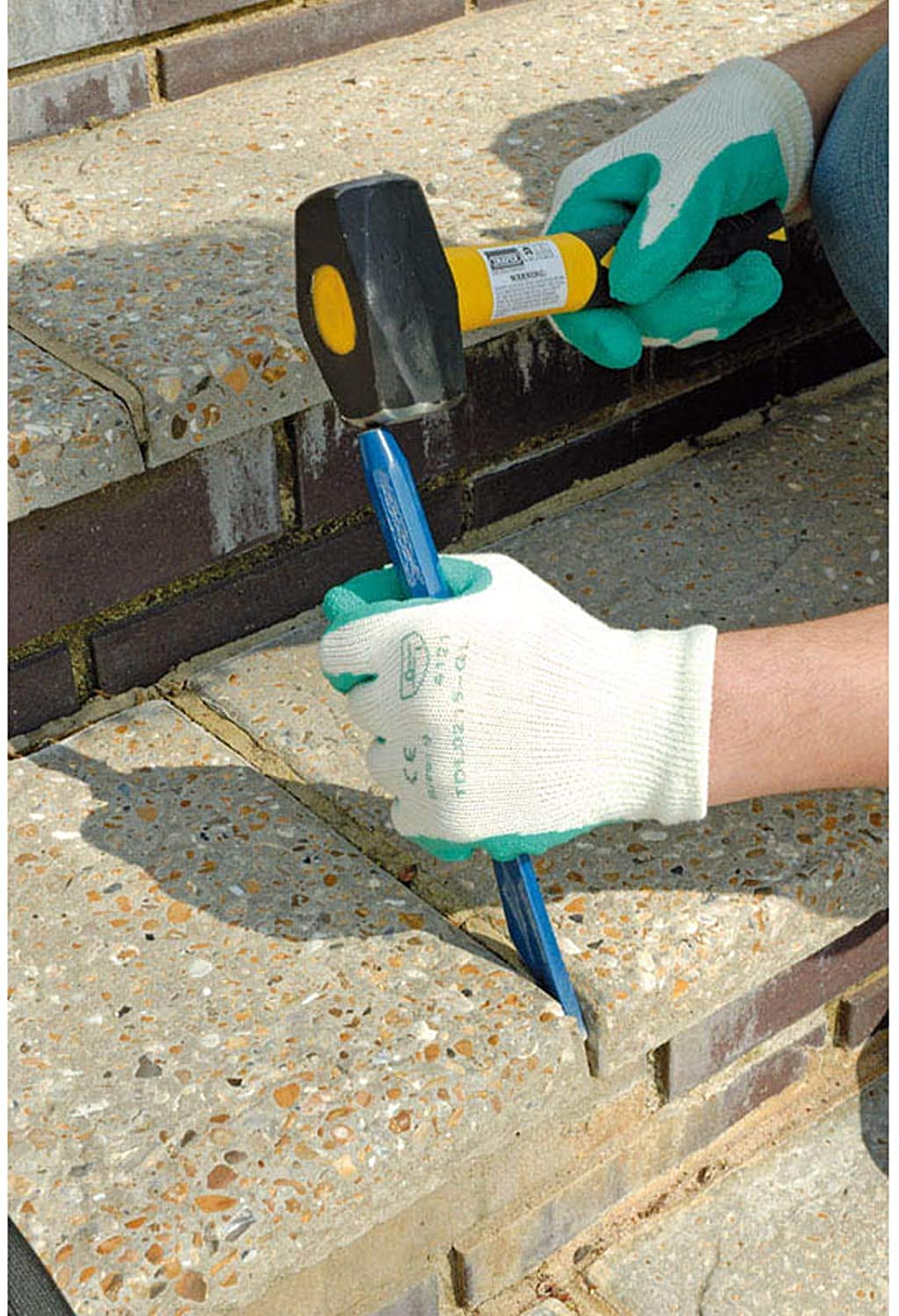 Draper 30672 Expert Fibre Glass Shaft Club Hammer, 4LB, 1.8kg , Blue, 1.8kg/4lb - Image 4