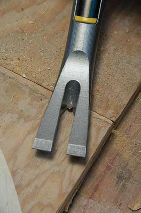 Stanley FatMax FuBar III 55-120 5-in-1 Demolition Tool, Sledge Hammer / Nail Remover / Jaws For Timber / Pry Bar - Image 3