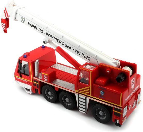Bburago Maisto France 32010 Fire Engine Skull 1:55 Scale - Image 3
