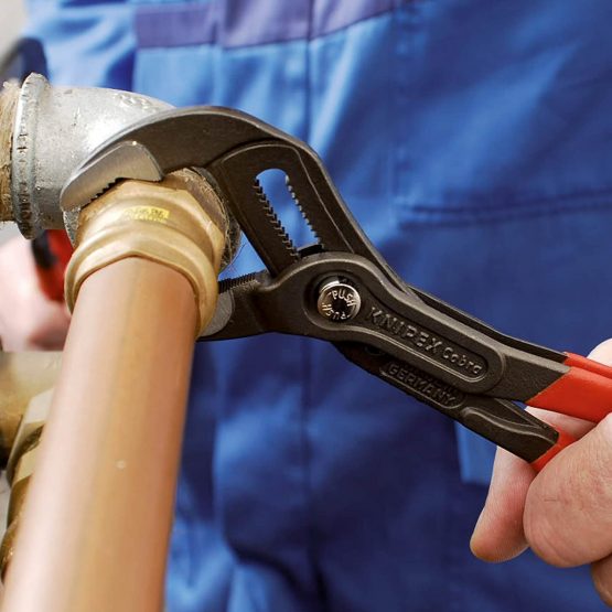 KNIPEX Cobra Hightech Water Pump Pliers (250 mm) 87 01 250 - Image 3