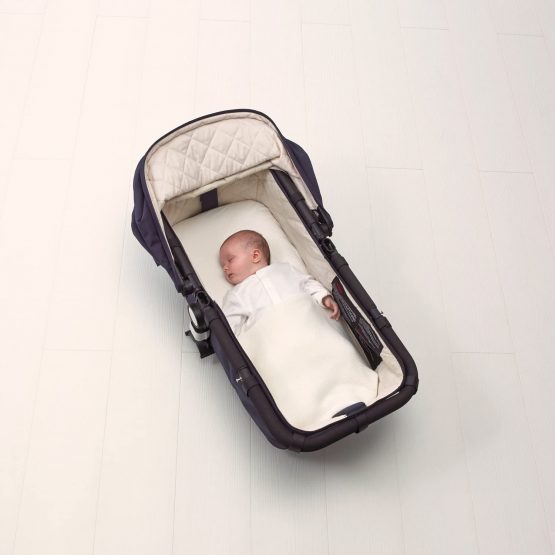 The Little Green Sheep Natural Carrycot Mattress (to fit Joolz Day - 78 x 32 cm) - Image 4