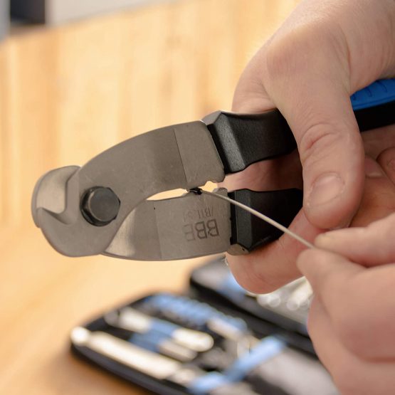BBB Cycling Unisex's BTL-54 ProfiCut Ultra-Sharp Cable Cutter Tool for Bikes, One Size - Image 4