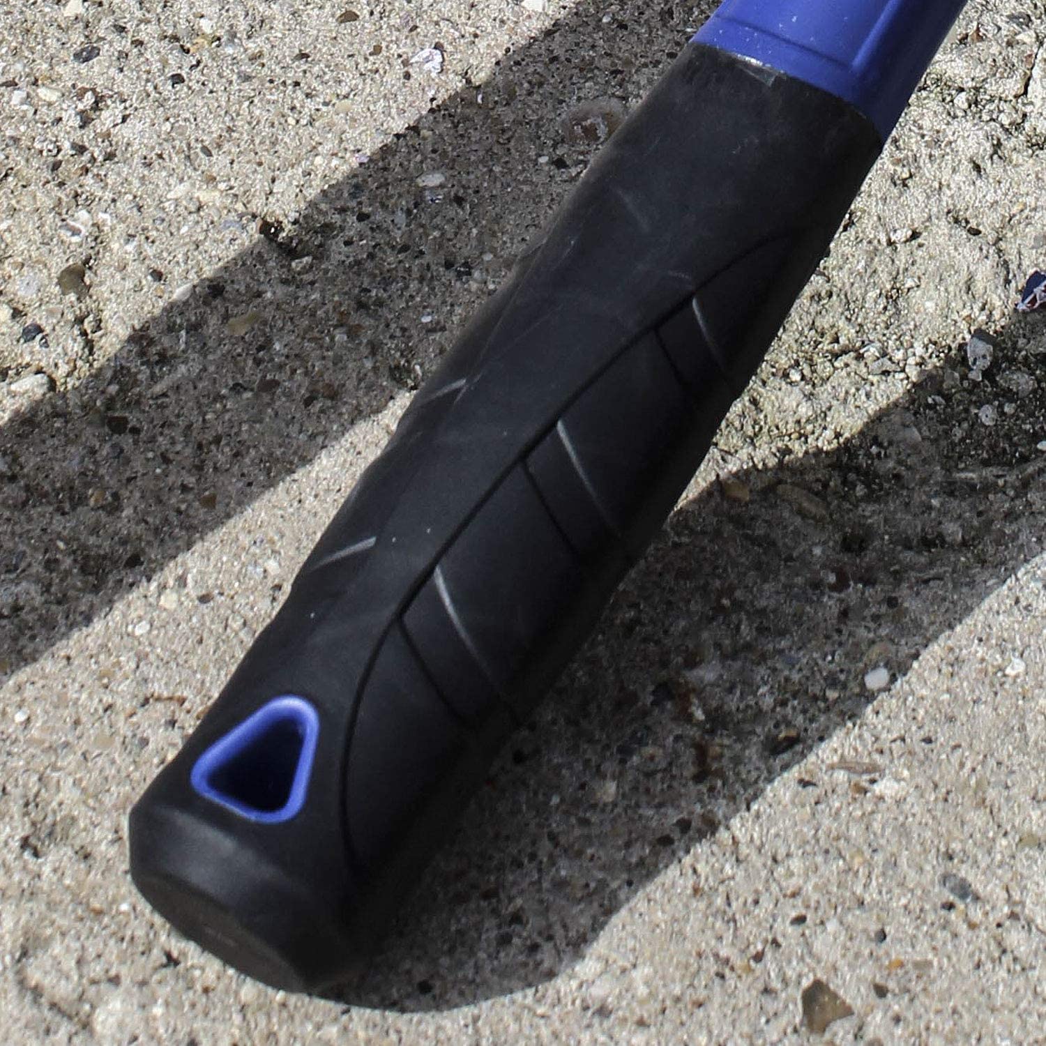 Faithfull FAIFG4 4lb Club Hammer with Fibreglass Handle 1.8kg (4lb), Blue, Fibreglass 1.8kg (4lb) - Image 3