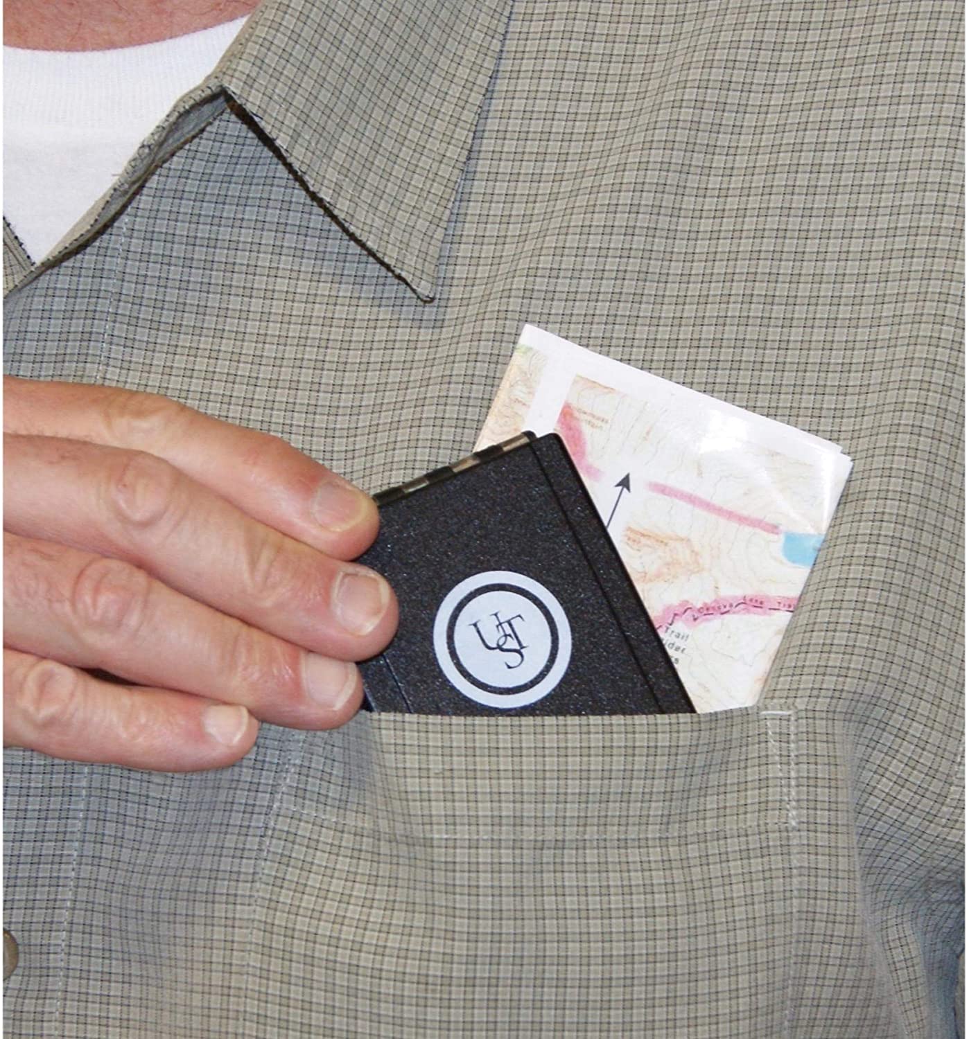 UST Compass Folding Map - Black, 15.5 x 11 x 2 cm - Image 3