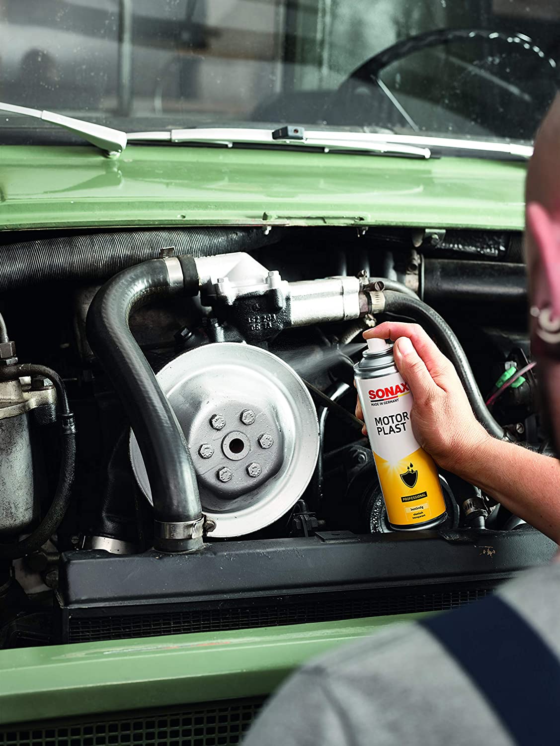 Sonax Engine Lacquer (300 ml) – High Gloss Sealant Protects the Engine ...