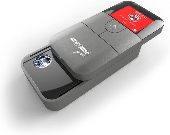 AlcoSense Pro Fuel Cell Breathalyser/Breathalyzer & Alcohol Tester - Sunday Times - Rating: 5 Stars"Impressively Accurate" & Auto Express 2018 Recommended - Image 4