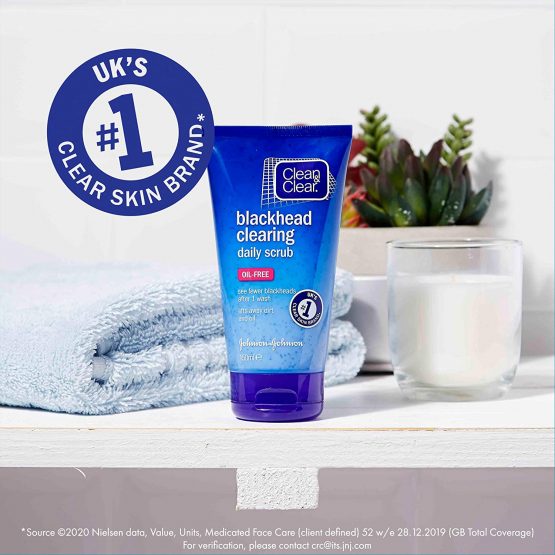 Clean & Clear Blackhead Clearing Daily Scrub 150ml - Image 2