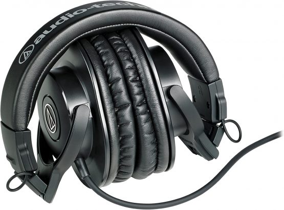 Audio-Technica M30x Professional Studio Headphones for studio recording, creators, podcasts and everyday listening - Image 3