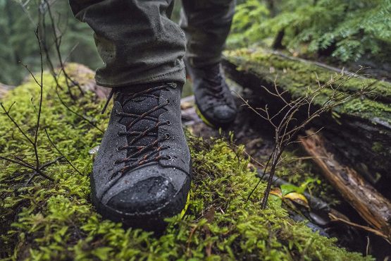 Nikwax Nubuck and Suede Proof Sponge-on Waterproofing. - Image 2