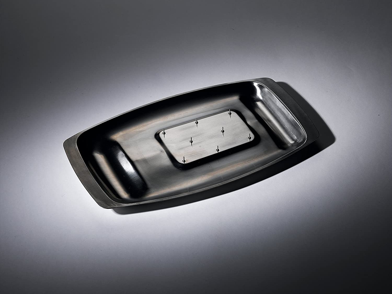 Dexam 17810117 Chichester Carving Dish with Spikes, s/s 45 x 27cm, Stainless Steel, Silver, 45cm x 27cm - Image 2