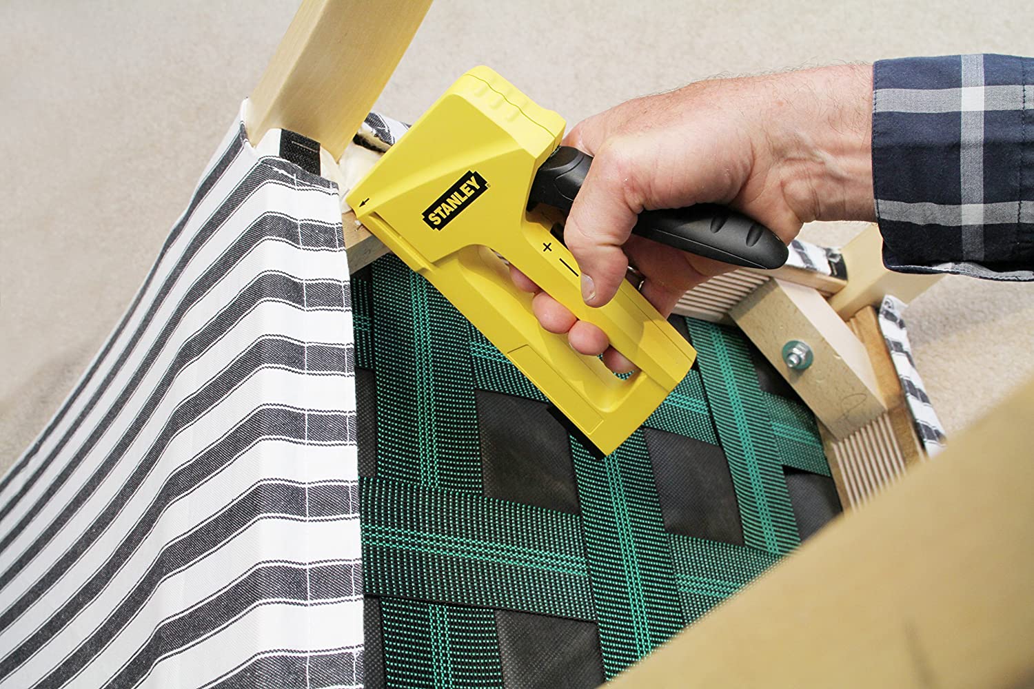 Stanley STHT6-70409 "TR55" Staple Gun, Silver - Image 3
