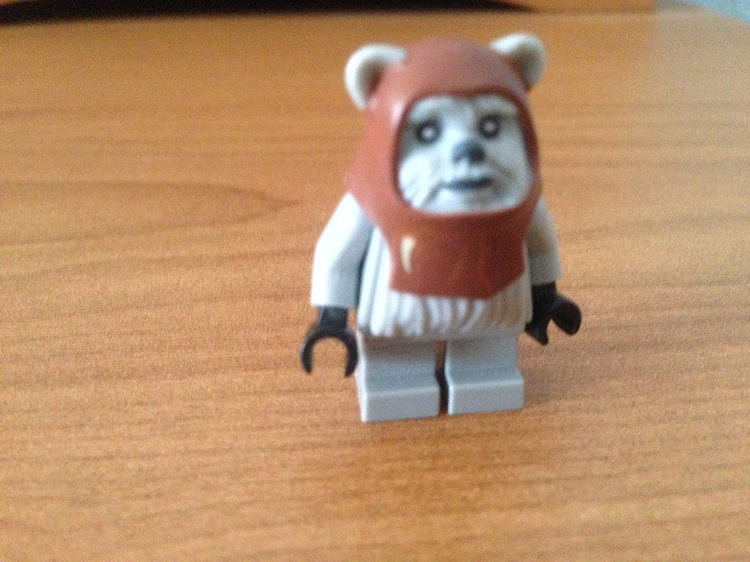 LEGO Star Wars: Chief Chirpa Ewok ( of the Jedi) Minifigure, Mehrfarbig, Small