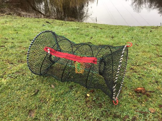 Fishkit Ltd UK legal, Collapsible mesh crayfish trap