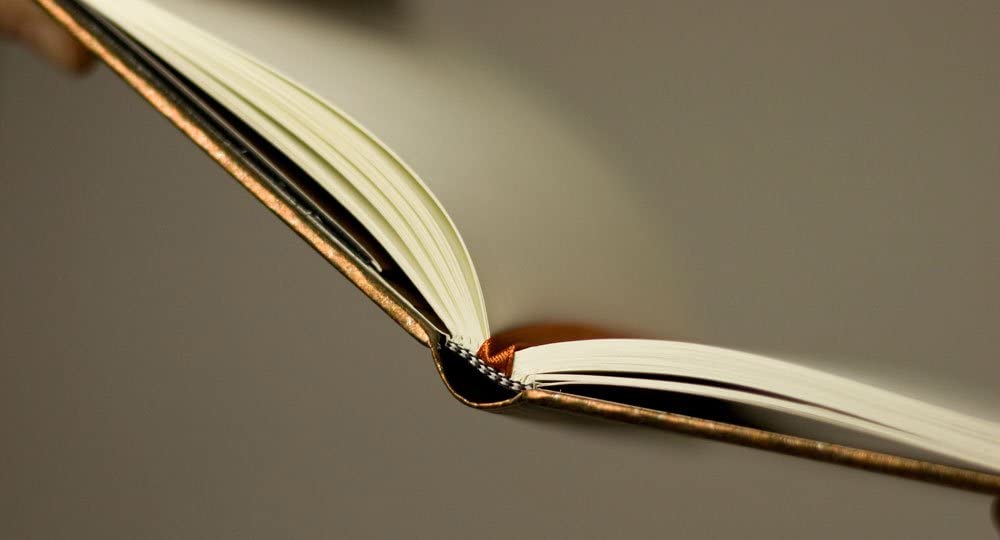 Paperblanks Old Leather Ruled Ultra Notebook - Midnight Steel - Image 2