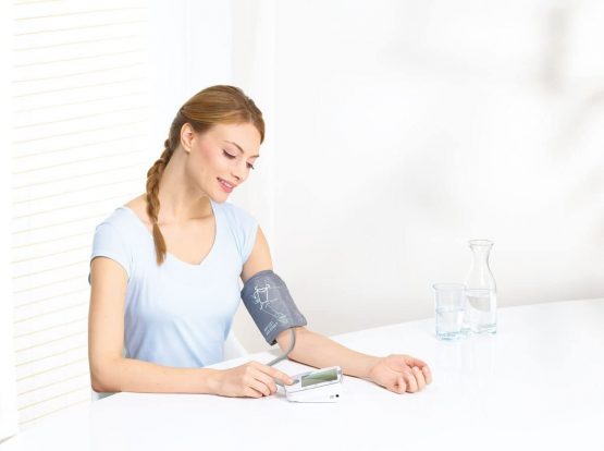Beurer BM44 Easy Use Upper Arm Blood Pressure Monitor - Image 3