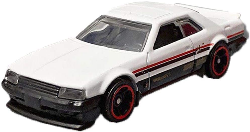 Hot Wheels Pack Two Cars - Nissan Skyline GT-R (BNR32) 1/250 and Nissan Skyline RS (KDR30) 48/250 - Image 3