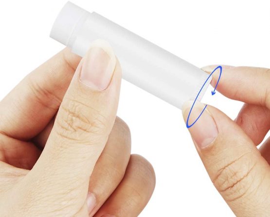 Dadabig 50 PCS Empty Lipstick Container, Lip Gloss Tubes Refillable DIY Lip Gloss Container Empty Plastic Balm Tubes Round Bottle Lipstick Container with Cap for DIY Homemade Lip Balm, White - Image 3