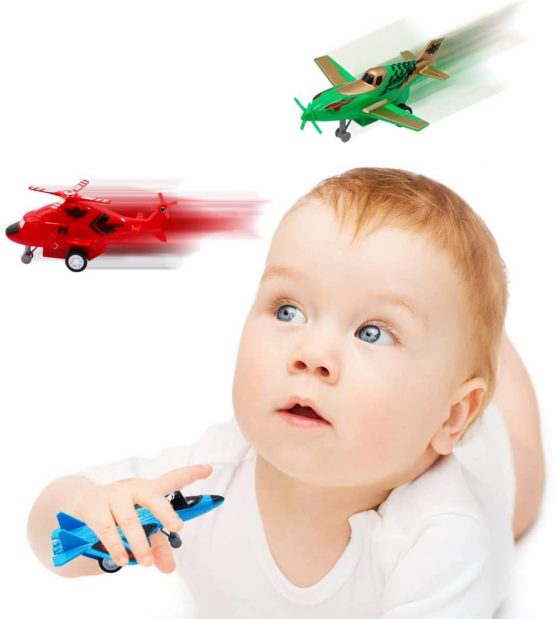 deAO Set of 12 Pull Back Airplanes Vehicle Playset Variety Pack of Helicopters, Stealth Bombers, Fighter Jets, Aircraft, Planes - Image 3
