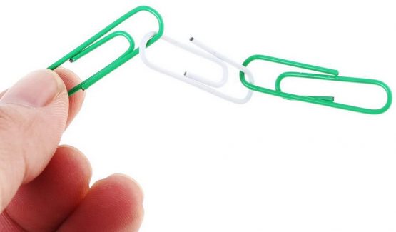 kuou 500 Pcs Coloured Paper Clips, Plastic-Coated Metal Paperclips Paper Clips Clamps with Box for Office School Stationery Document, Small Paper Clips(33mm, Assorted Color) - Image 3