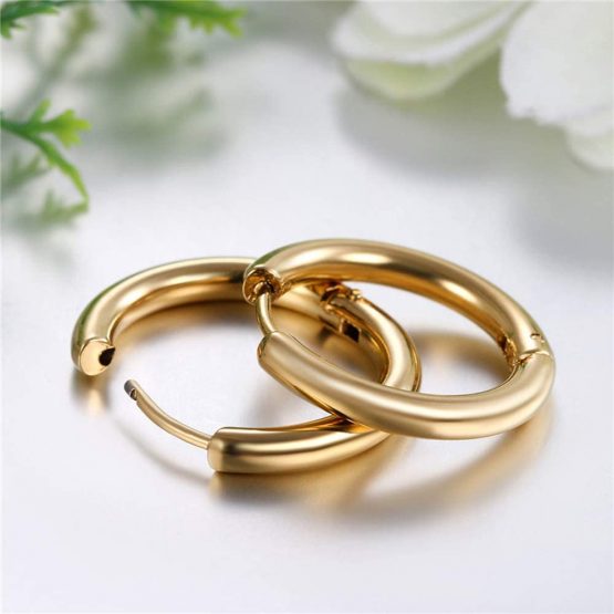 5 Pairs 15mm 316L Stainless Steel Huggie Hinged Hoop Earrings for Men Women, Jewelry Earrings Men Black round, Small Silver Hoop Earrings Set, Titanium Gold Earrings Men Ladies Clip on Studs Piercing - Image 3
