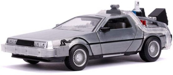 Back To The Future II 31468 Back To The Future Hollywood Rides 1:24 BTTF II DeLorean Time Machine