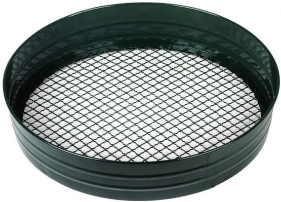 Apollo Gardening 3/8-inch 7mm Metal Garden Riddle/Sieve Mesh 76464