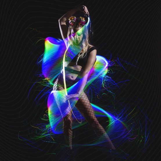 GloFX LED Fiber Optic Space Whip w/ 360 Flow Bearing & Sparkle Glow Rave Lace